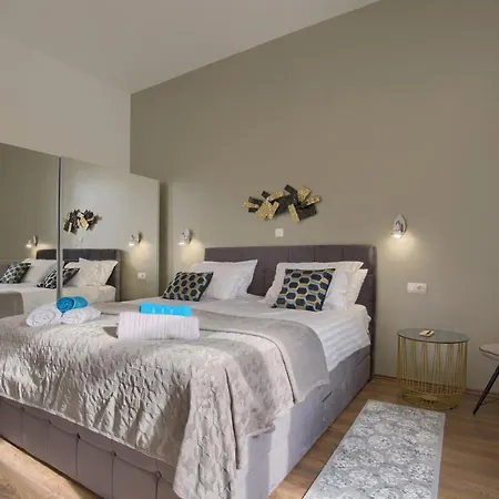 Apartment Pasko Properties *