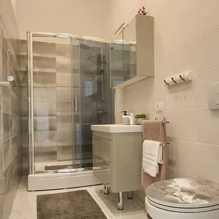 Apartment Pasko Properties Pula